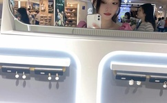 大尺度床戏哔哩哔哩